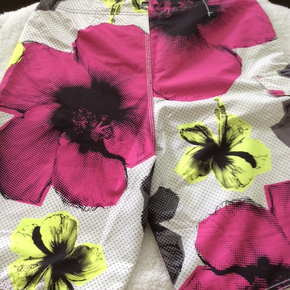 Men’s vintage quicksilver board shorts size 32 - Picture 5 of 5